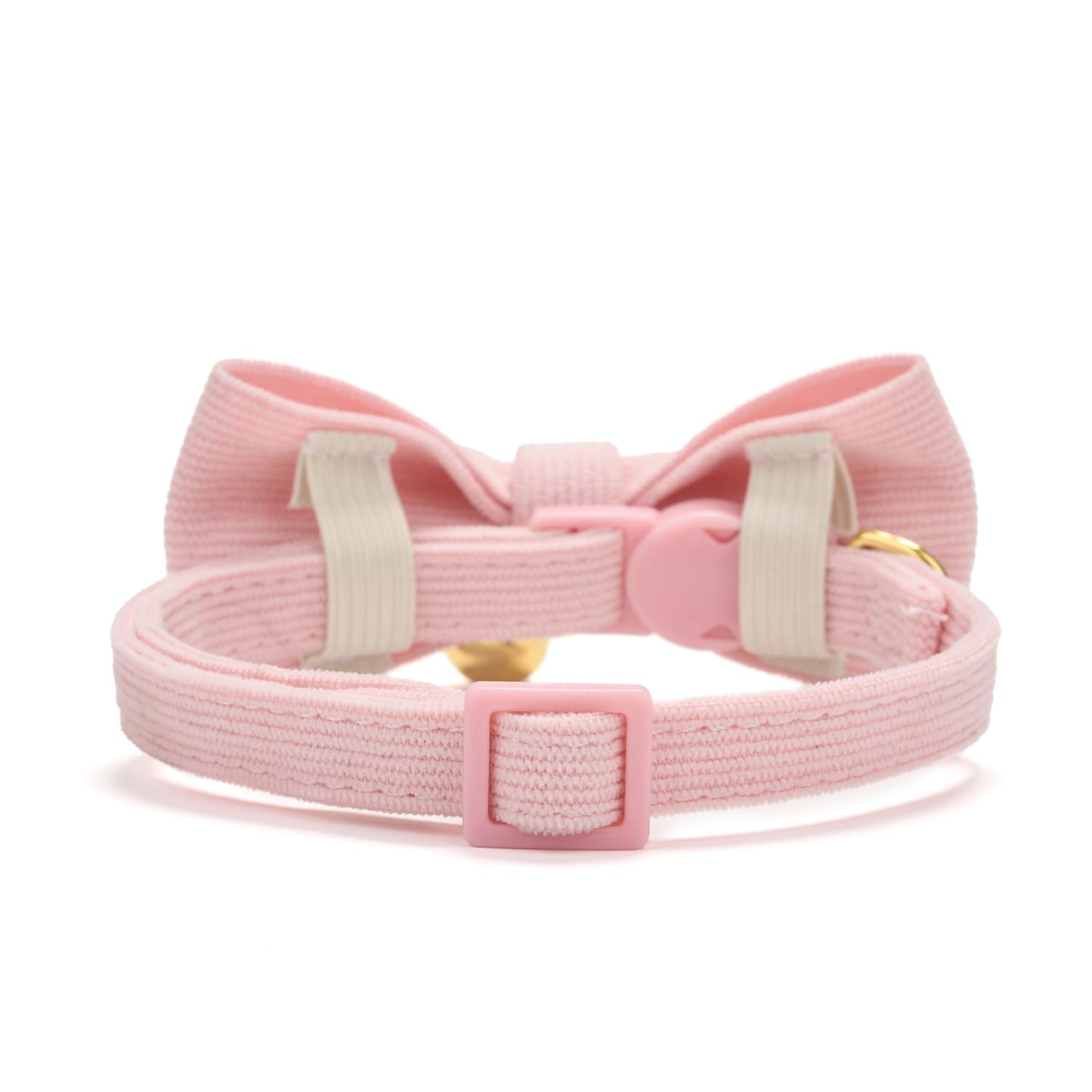 Ewinoom collier rose porté par un chaton pour confort visible
