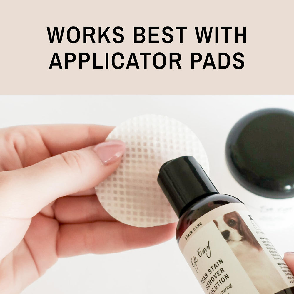 Eye Envy texture sur disque applicateur montrant absorption et facilité d’usage
