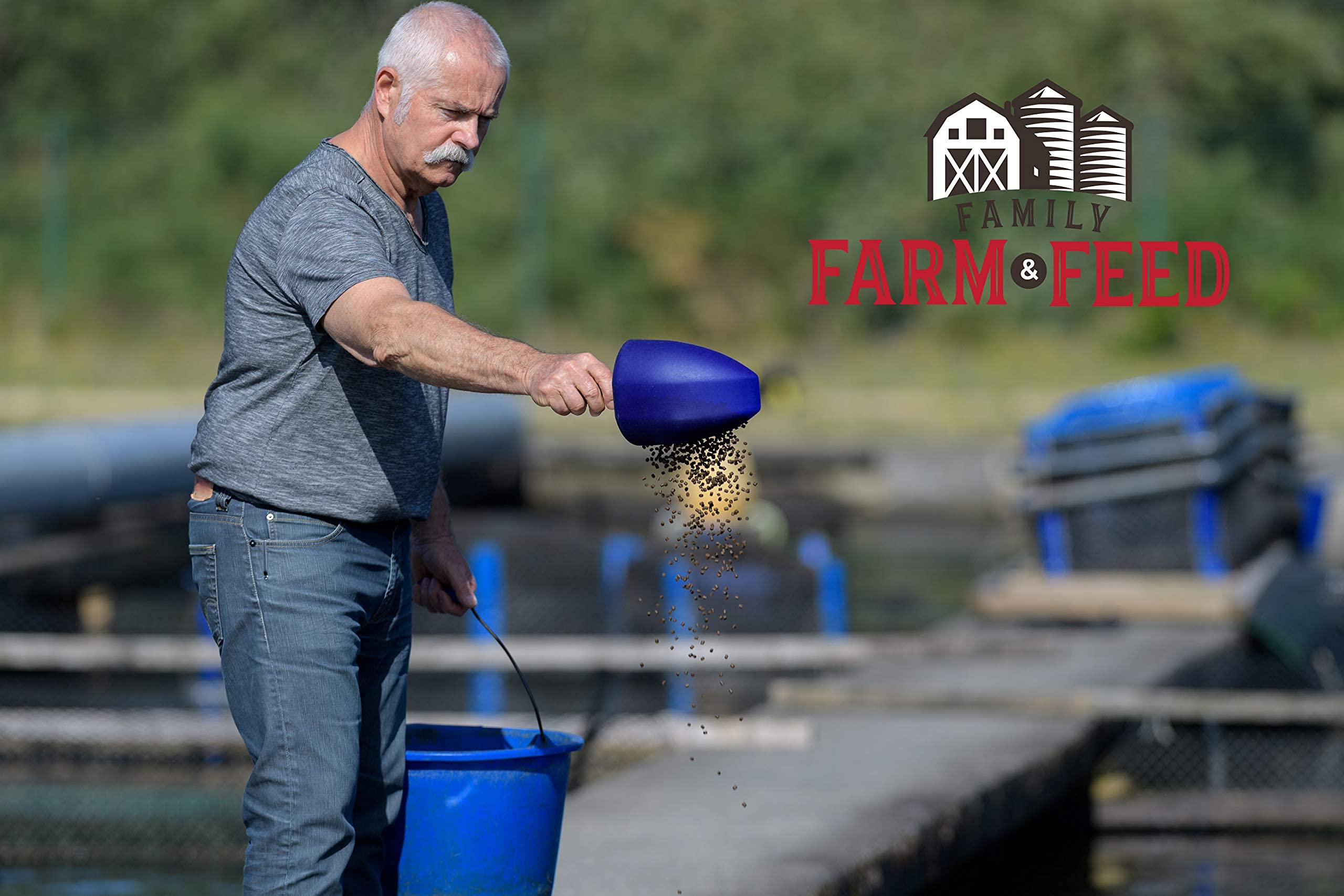 Family Farm and Feed étiquette nutrition lisible indiquant ingrédients clés