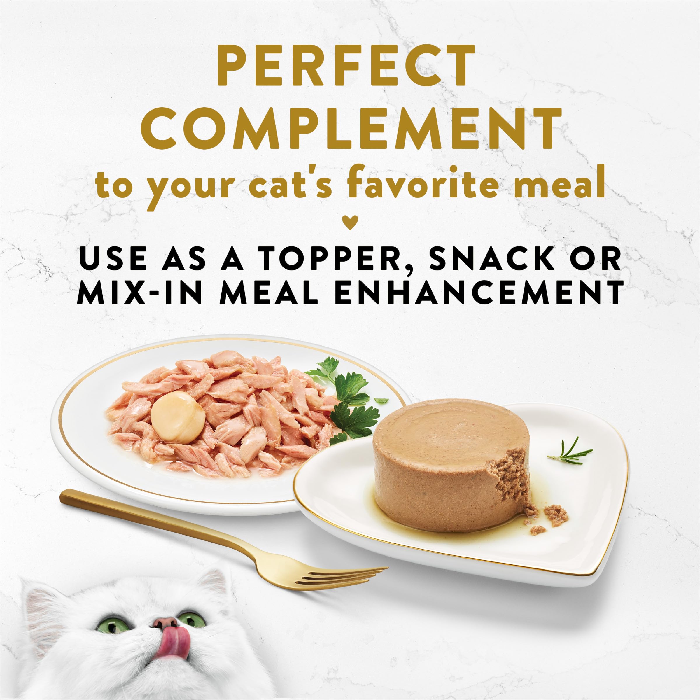 Fancy Feast barquette ouverte versée sur croquettes pour enrichir repas
