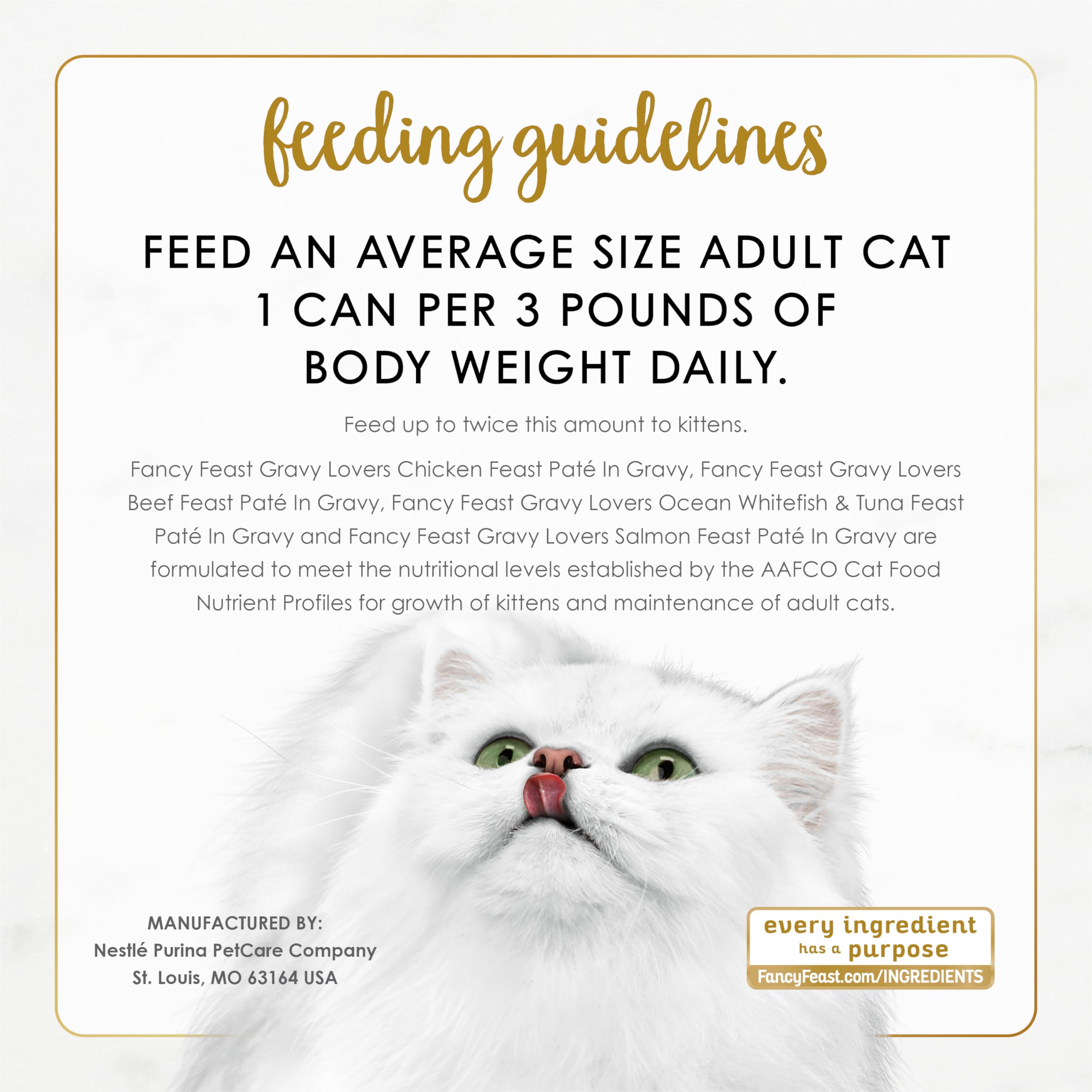 Fancy Feast boîtes empilées montrant stockage pratique