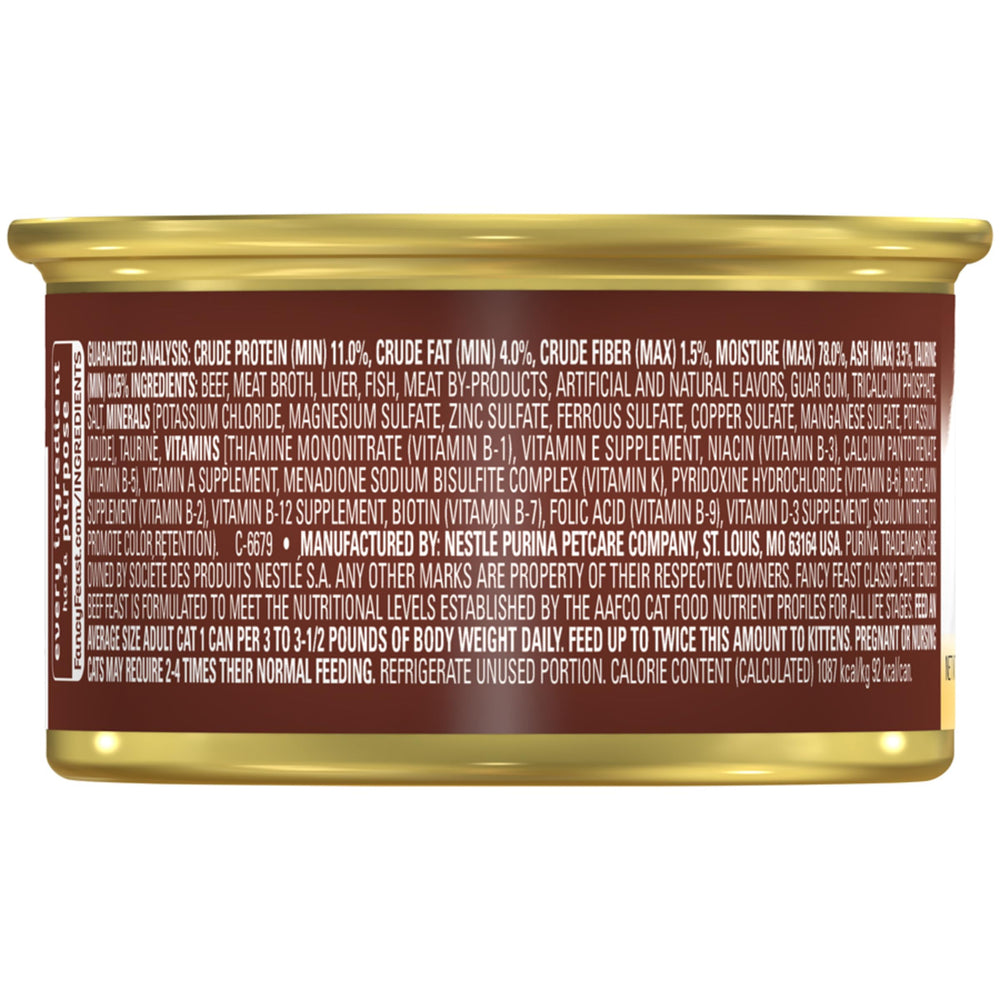 Fancy Feast chat mangeant la pâté montrant satisfaction et appétit retrouvé