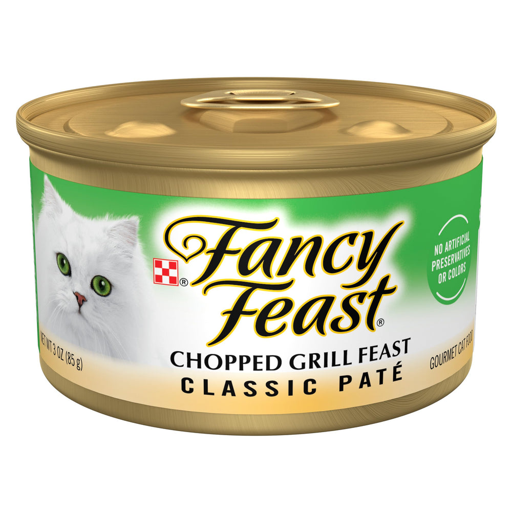 Fancy Feast boîte avant-plan montrant l’étiquetage clair et l’appétence