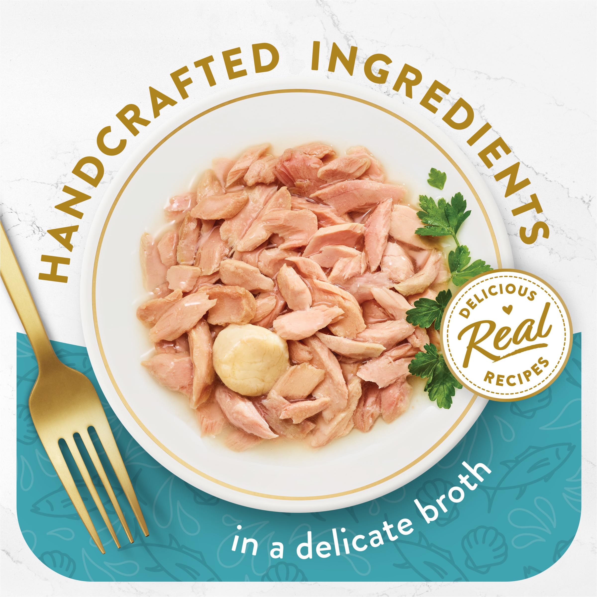 Fancy Feast gros plan sur la texture floconneuse du thon pour appâter