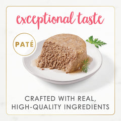 Fancy Feast boîte ouverte montrant pâté au saumon facile à servir
