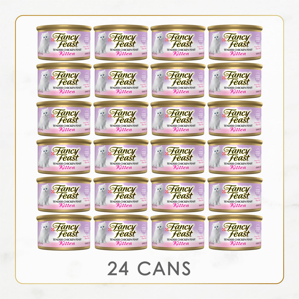 Fancy Feast Purina chaton qui mange, favorise alimentation simple et plaisante