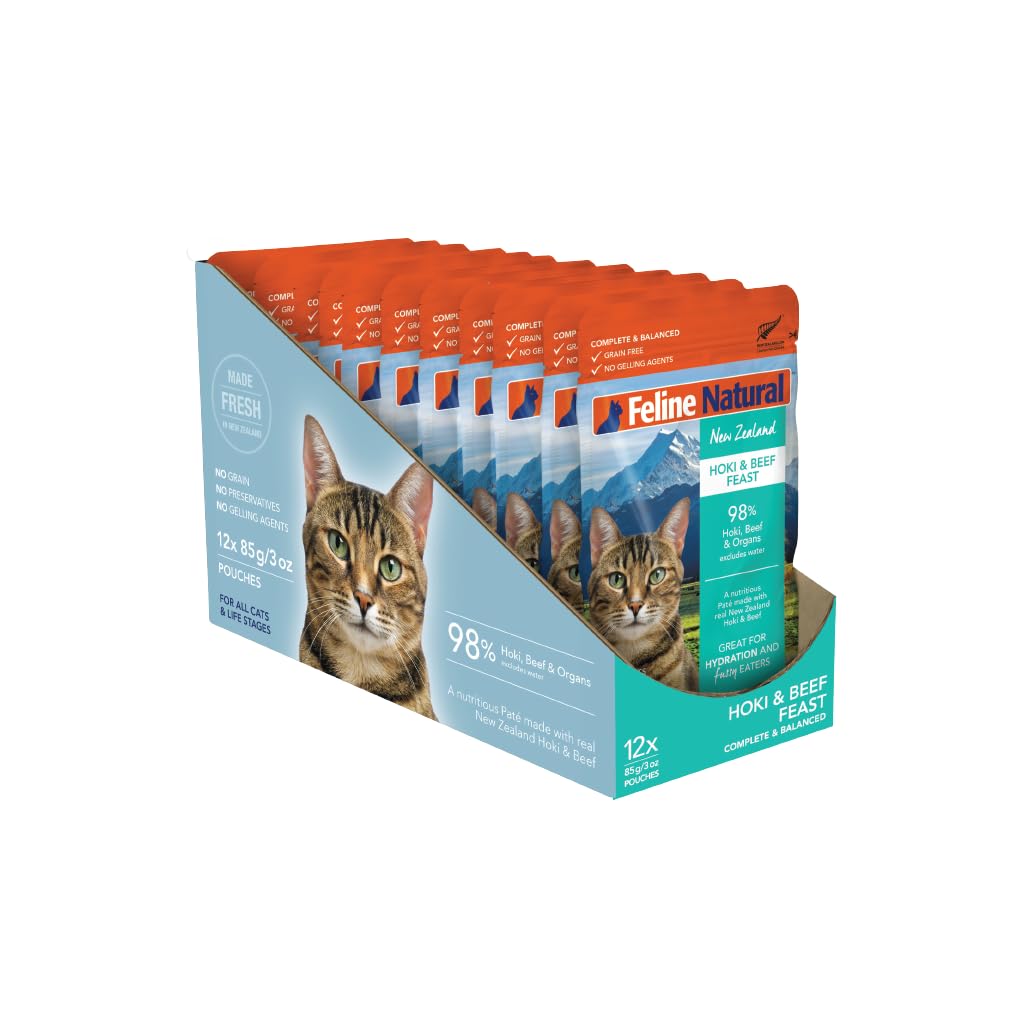 Feline Natural sachet avant plan montrant l'emballage et informations produit bénéfiques