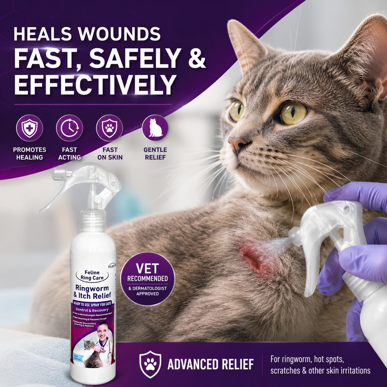FlexTran Feline Ring Care posé dans une main pour évaluer l'échelle et confort
