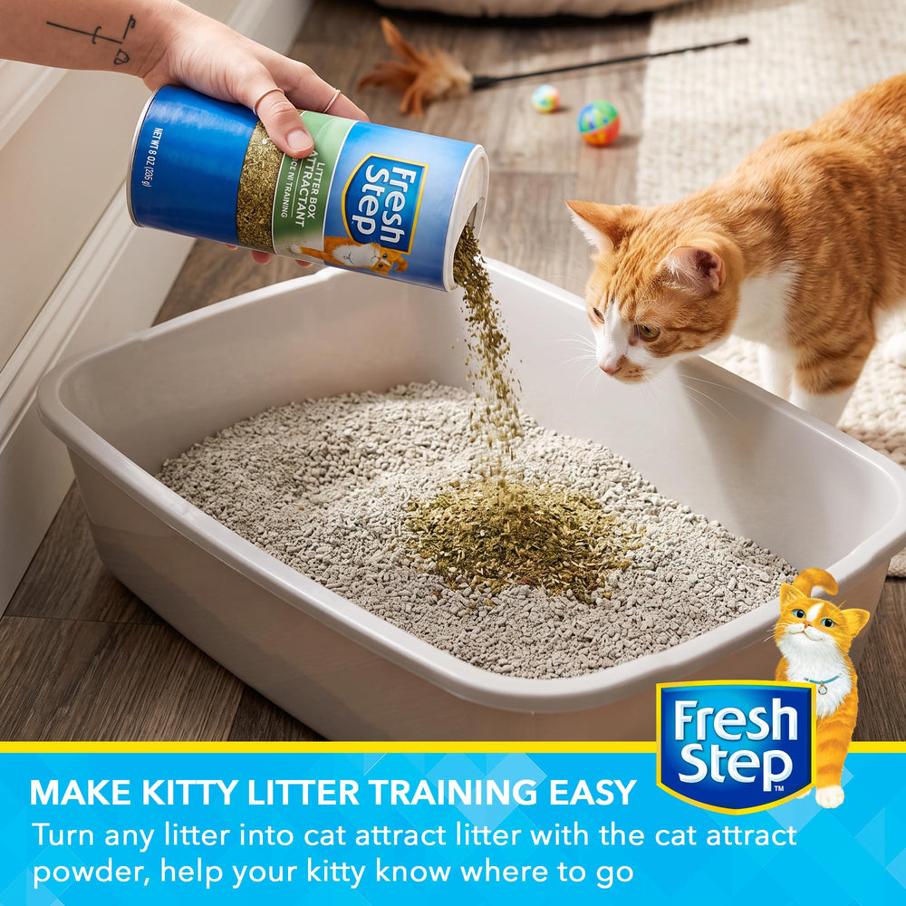 Gros plan poudre Fresh Step montrant texture fine pour distribution facile