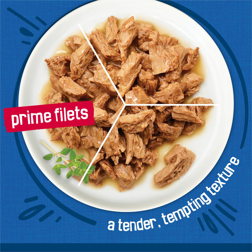 Friskies conserve ouverte révélant filets en sauce attractifs