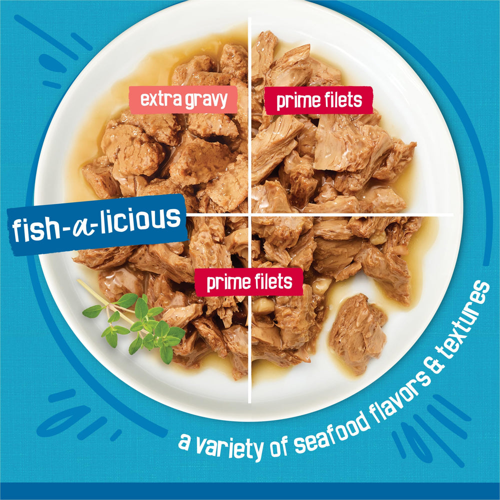 Friskies gros plan des effilés de poisson montrant texture appétissante