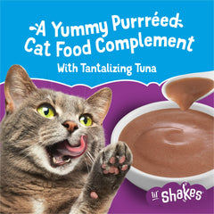 Gros plan sur la texture crémeuse Friskies Lil' Shakes offrant une dégustation facile