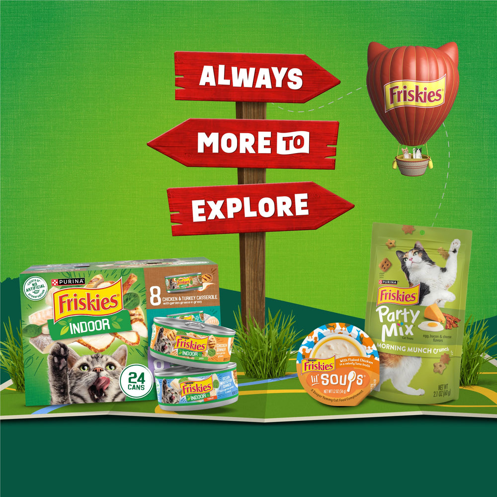Friskies Purina quatre sacs empilés pour stockage et économie pratique