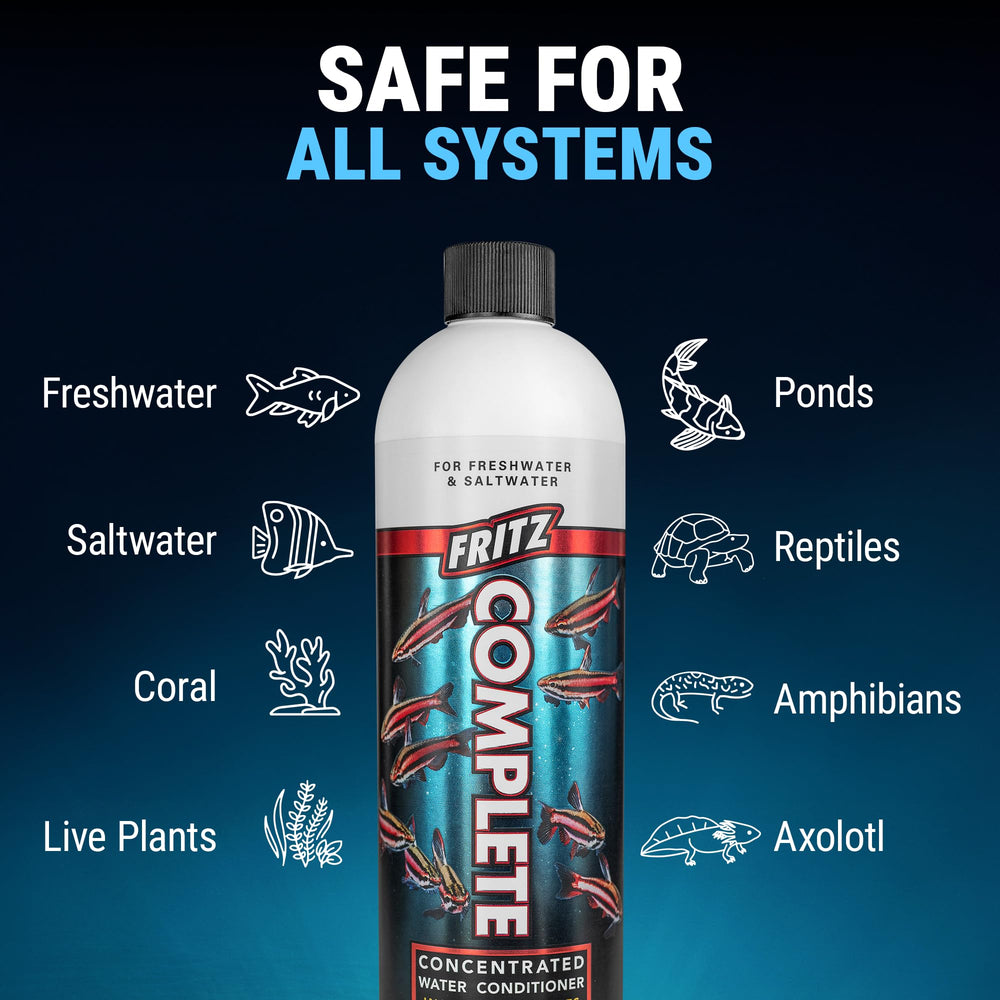 Fritz Aquatics bouteille à côté d'une main pour visualiser l'échelle pratique