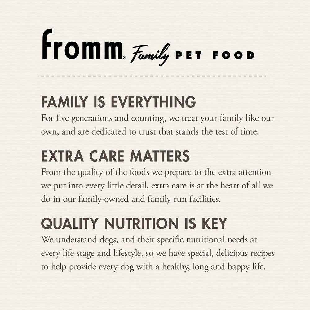 Fromm étiquette nutrition zoom montrant conformité aux profils AAFCO