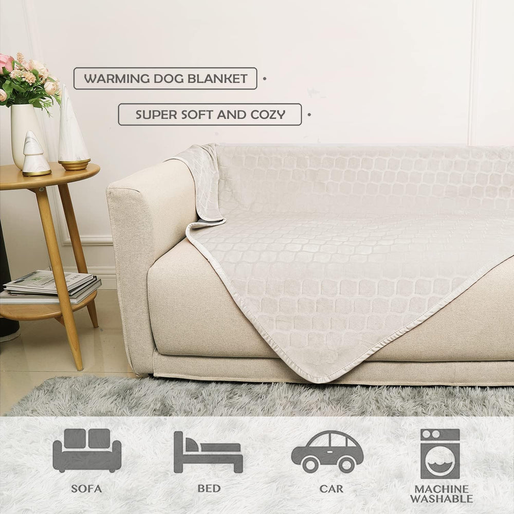fuguitex couverture utilisée sur lit protège draps et offre repos confortable