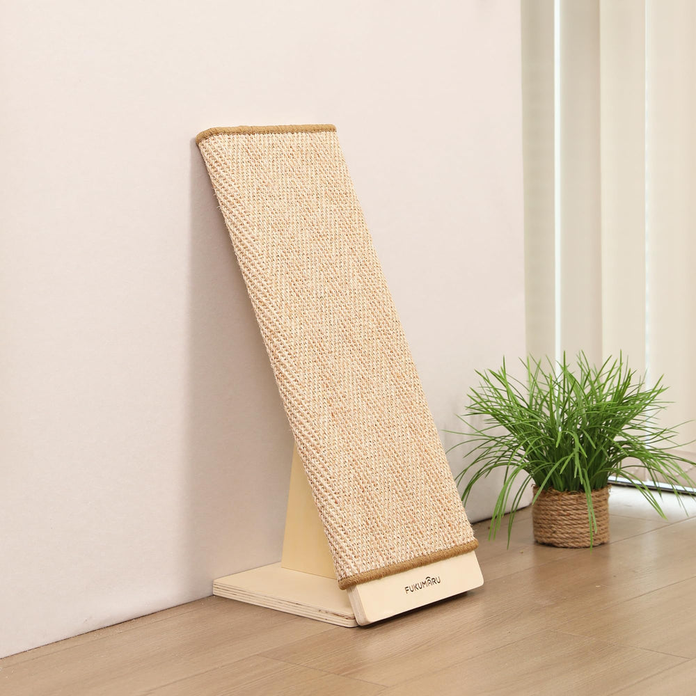 FUKUMARU profil montrant inclinaison 114° pour posture ergonomique