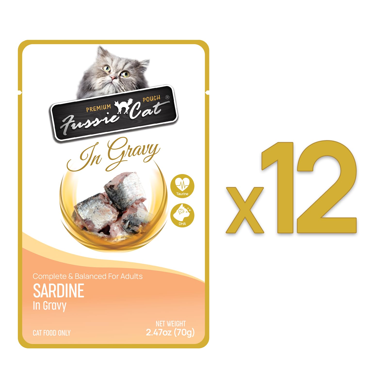 Fussie Cat gros plan sur la sauce gravy et la texture des sardines, appétissante