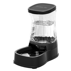Gardner Pet vue frontale du distributeur noir montrant stockage large