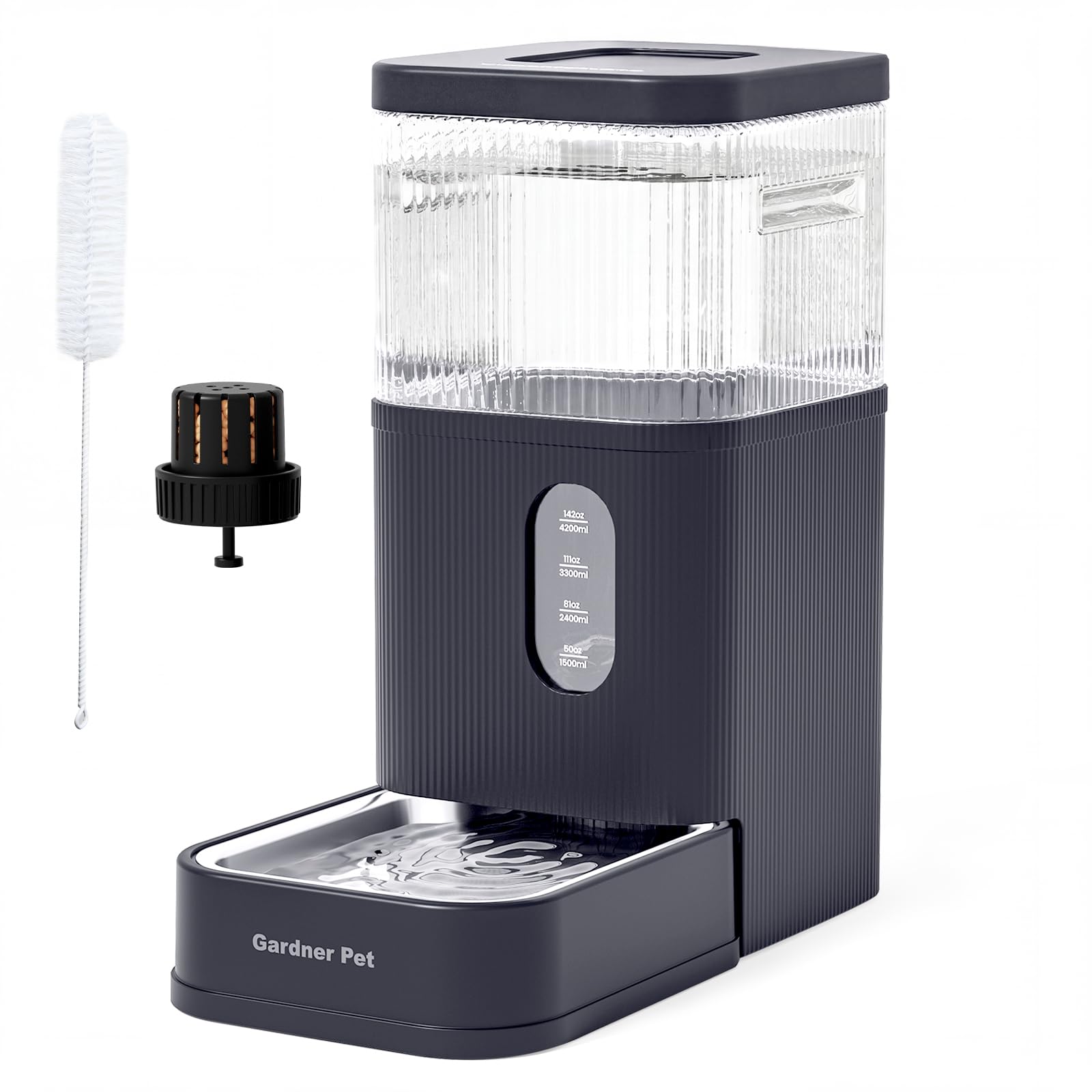 Gardner Pet distributeur dans intérieur avec chien démontrant usage quotidien pratique