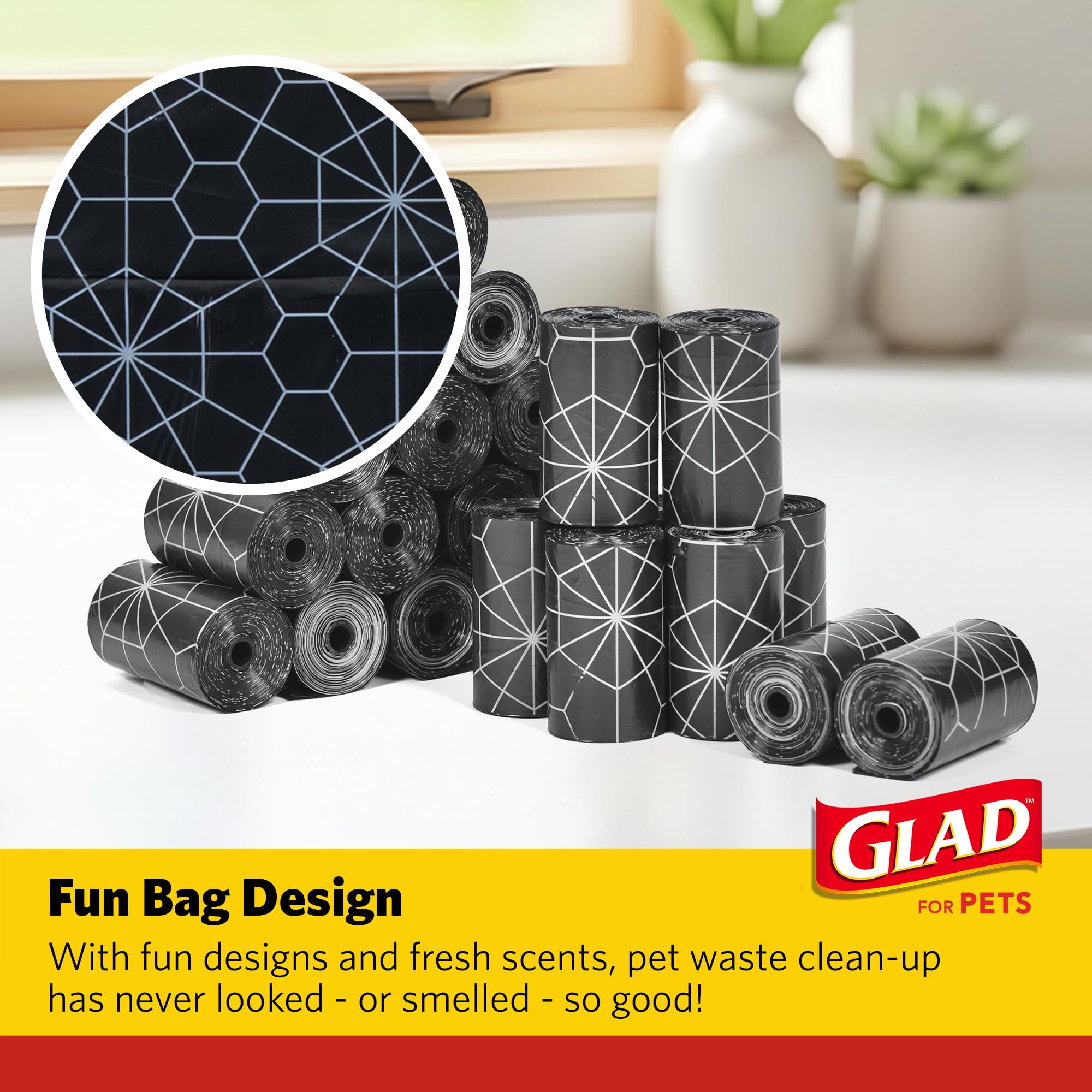 Glad comparaison taille main illustrant format extra large pratique
