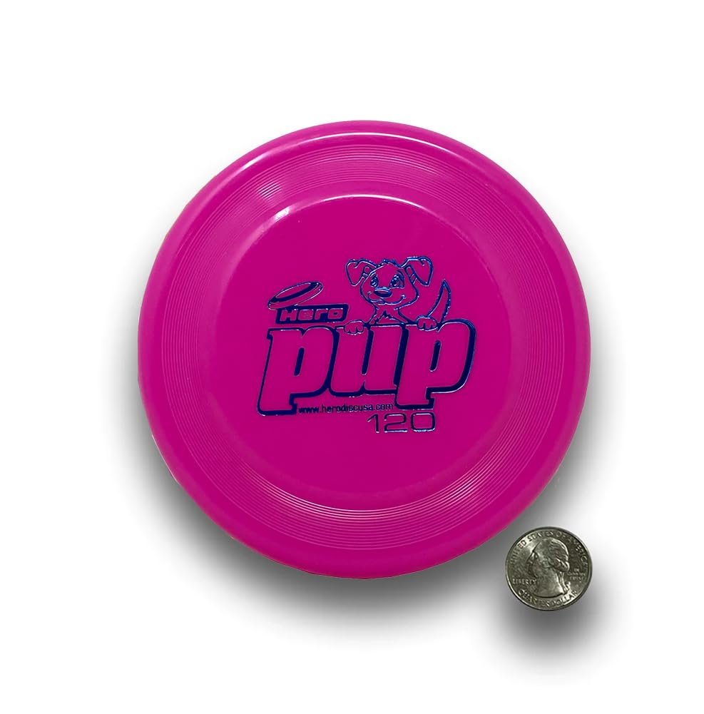 Hero Disc USA disque Hero Pup 120 lancé en action montrant trajectoire stable pour rappel