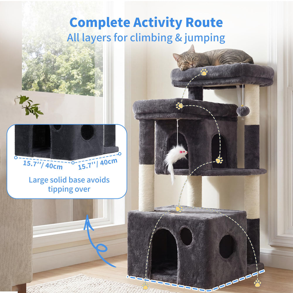 Heybly arbre à chat à l'échelle près d'un canapé montrant encombrement réduit