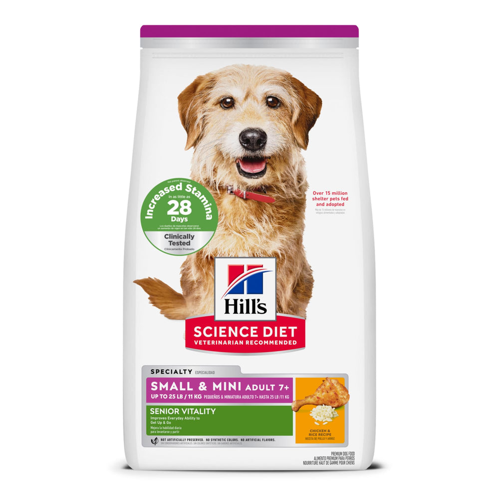 Hill's Science Diet granules comparées à une main montrant petite taille