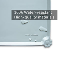 Hoki Found tapis en usage avec gamelle de chien illustrant stabilité antidérapante