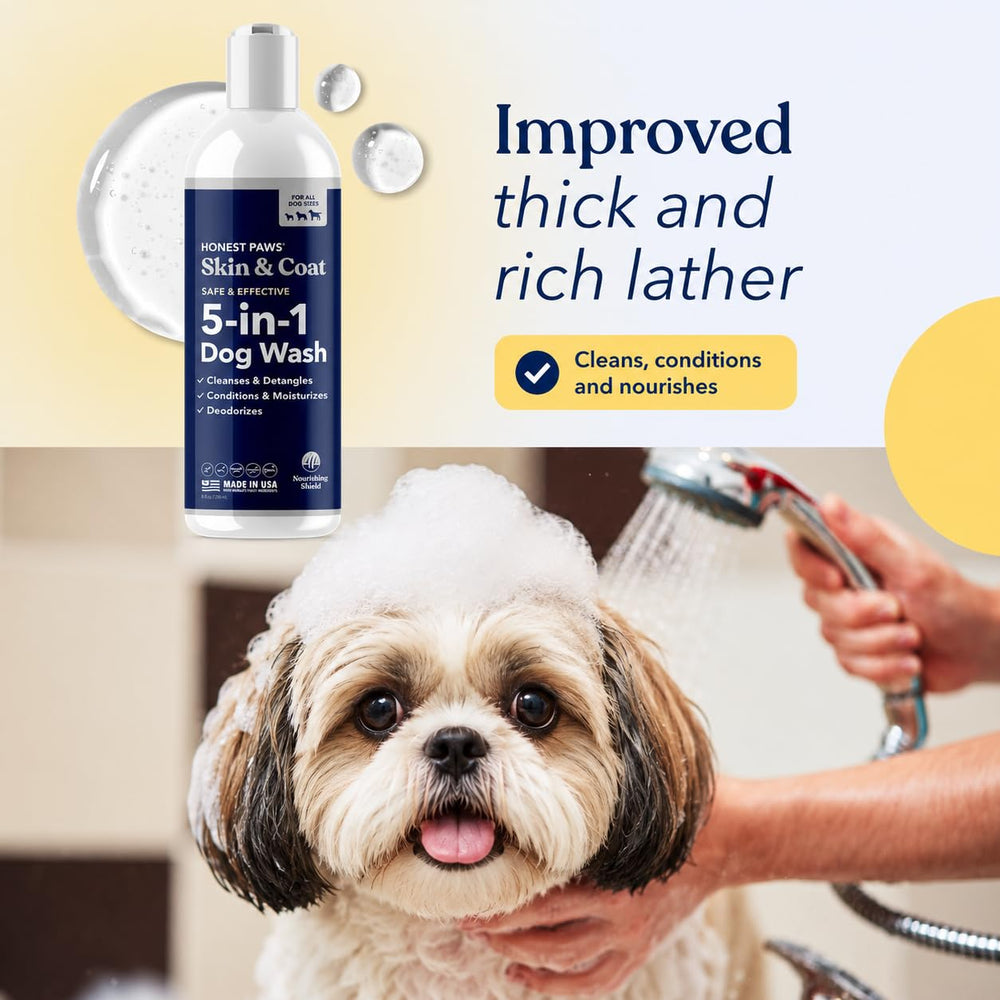 Honest Paws main versant shampooing, contrôle précis de la dose utilisée