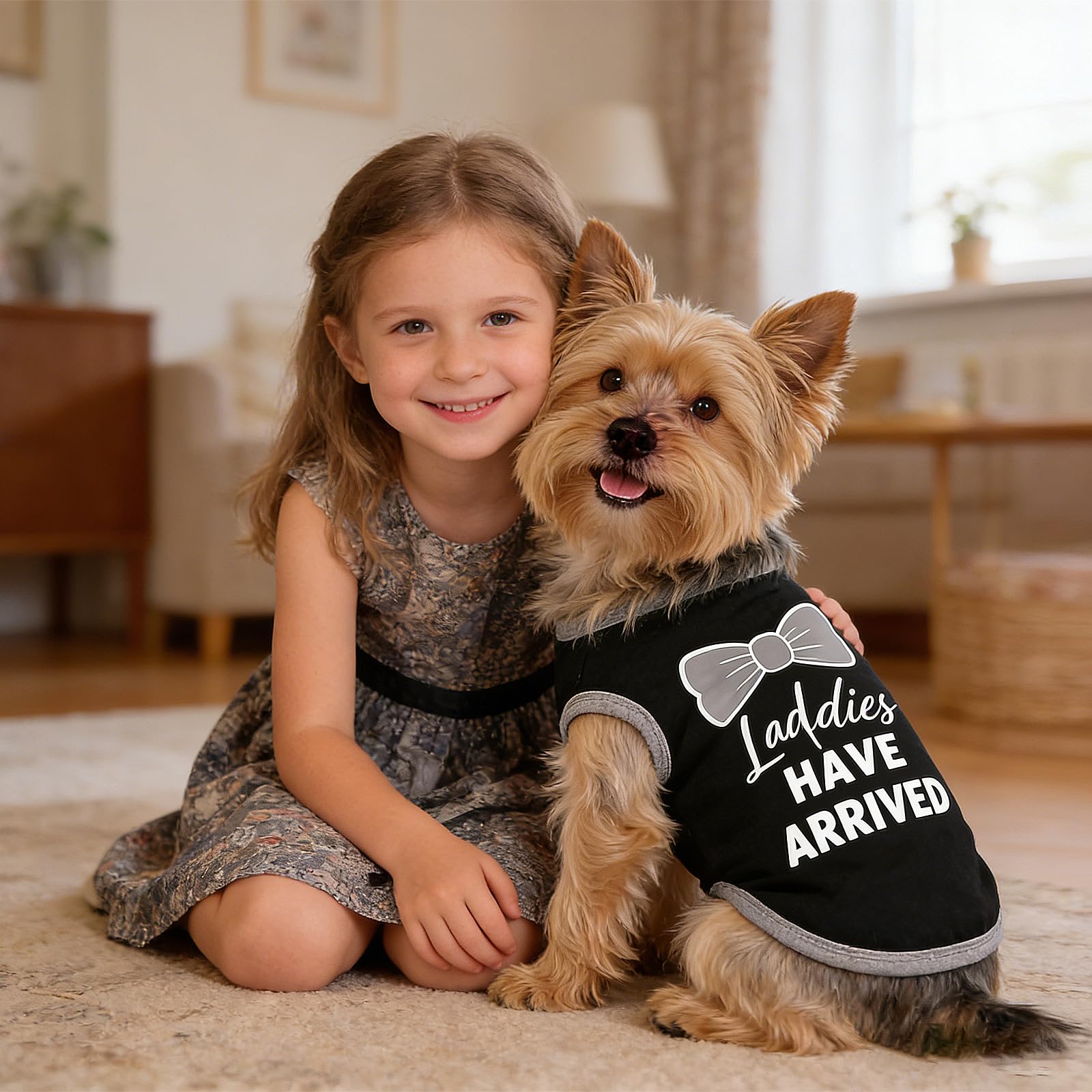 hoyuwak scène de parc avec chien habillé — look amusant et pratique