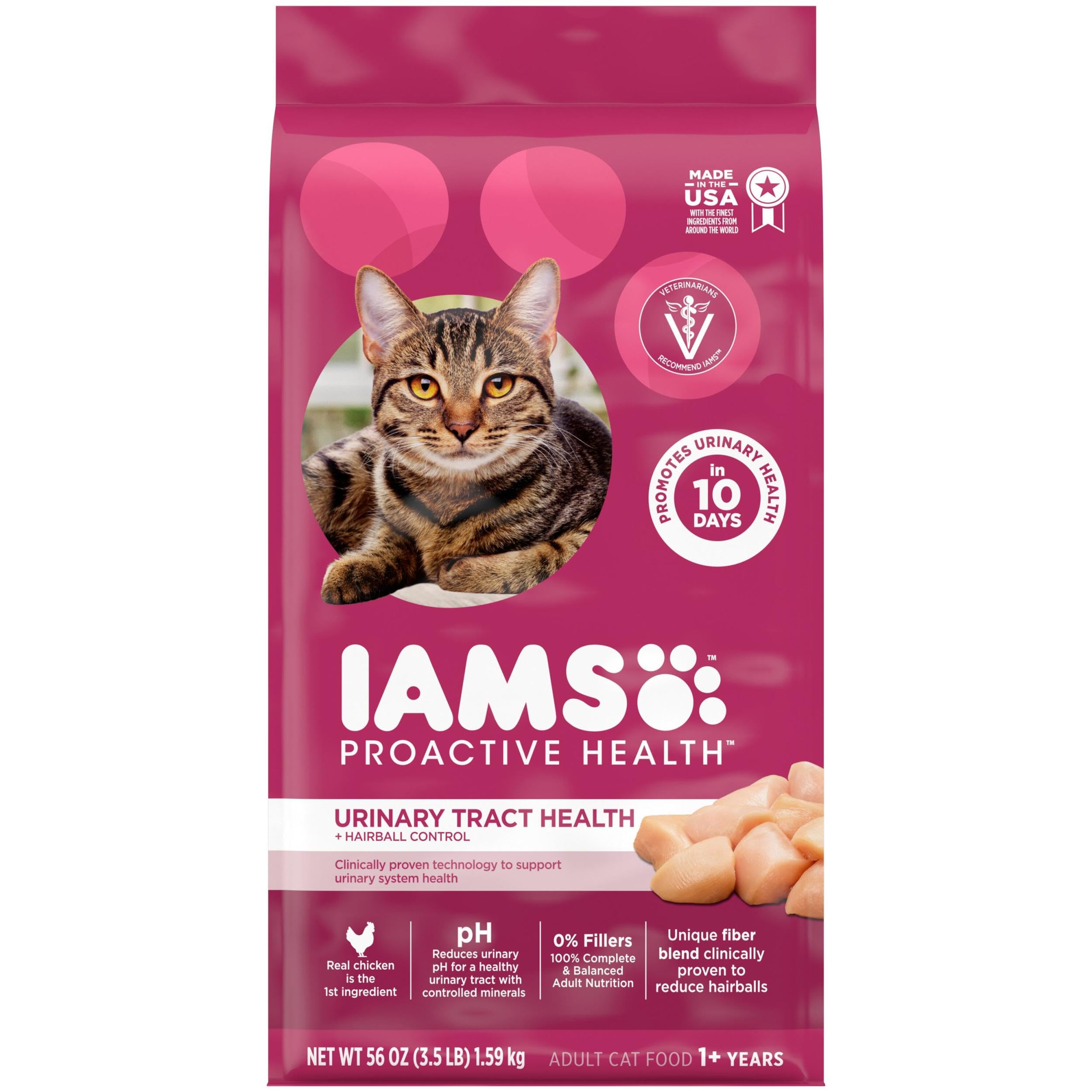 IAMS emballage avant montrant la recette poulet, rassure sur la qualité