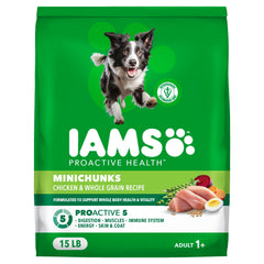 IAMS emballage face montrant la recette poulet et bénéfice nutritionnel équilibré