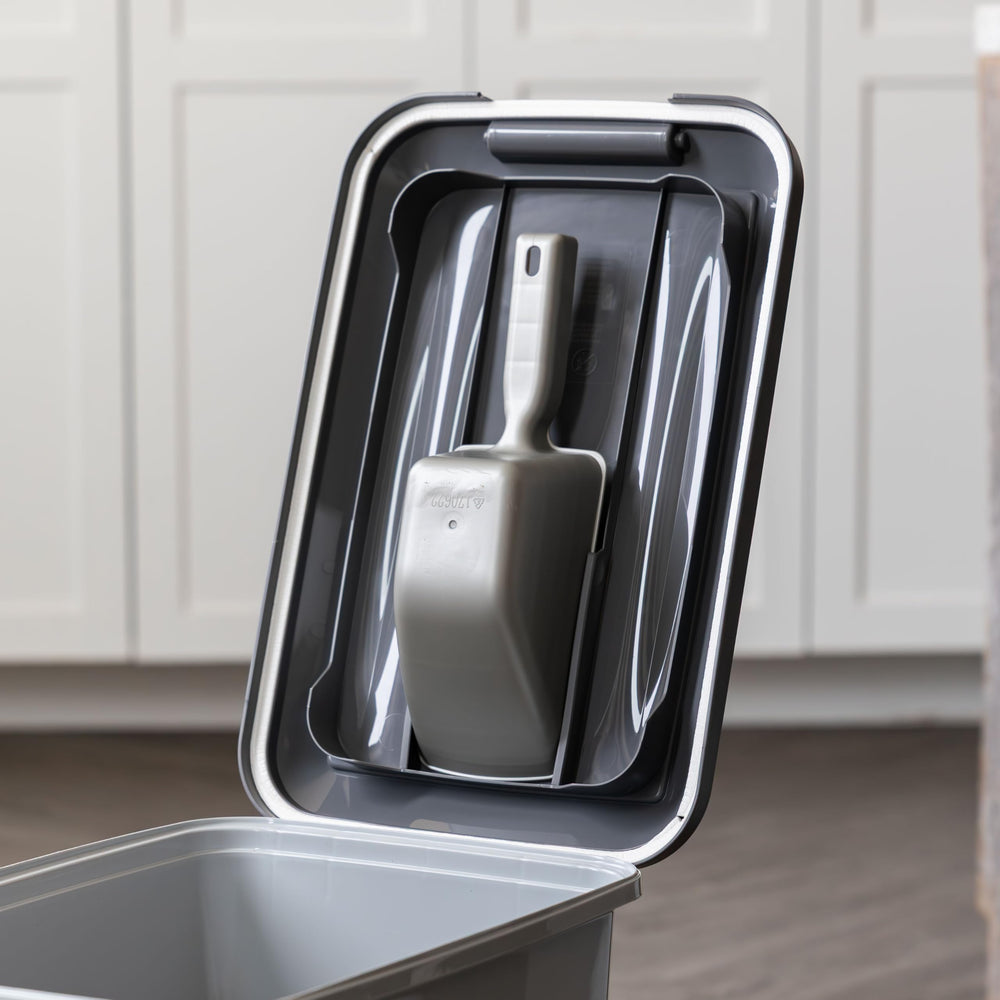 IRIS USA conteneur dans cuisine montrant rangement pratique