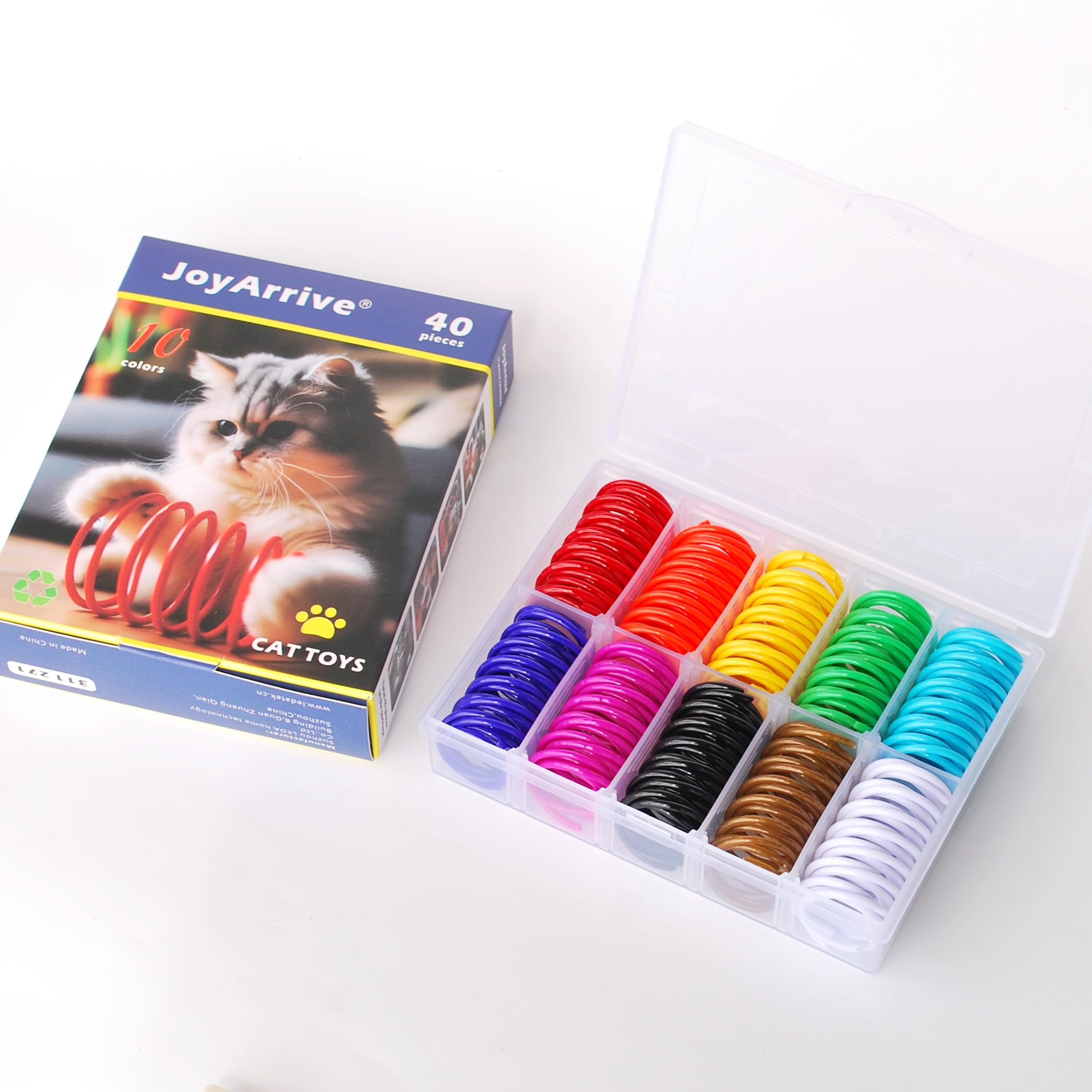 JoyArrive ressorts rebondissant sur le sol pour stimuler le jeu du chat