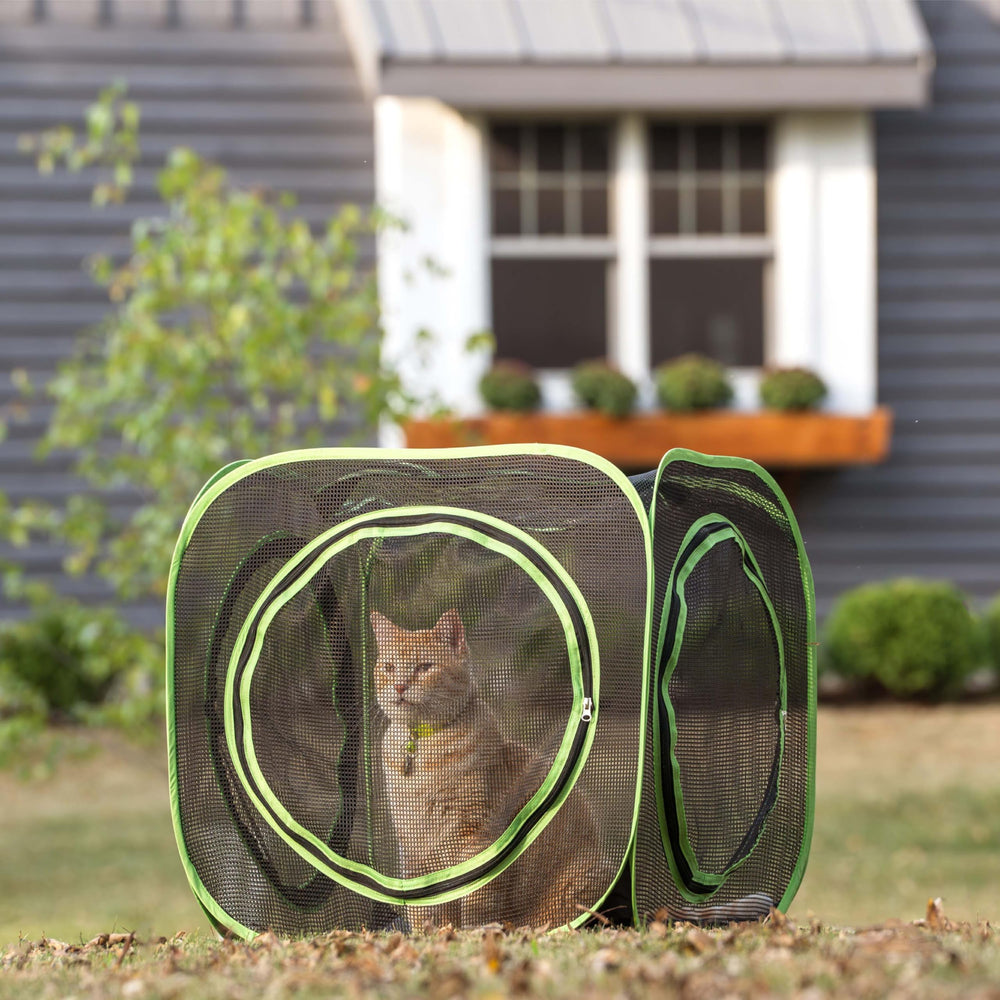 Kitty City gros plan sur la maille en nylon, durable et respirante