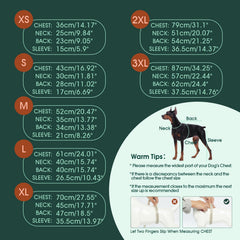 Kuoser gros plan du tissu extensible montrant douceur et élasticité