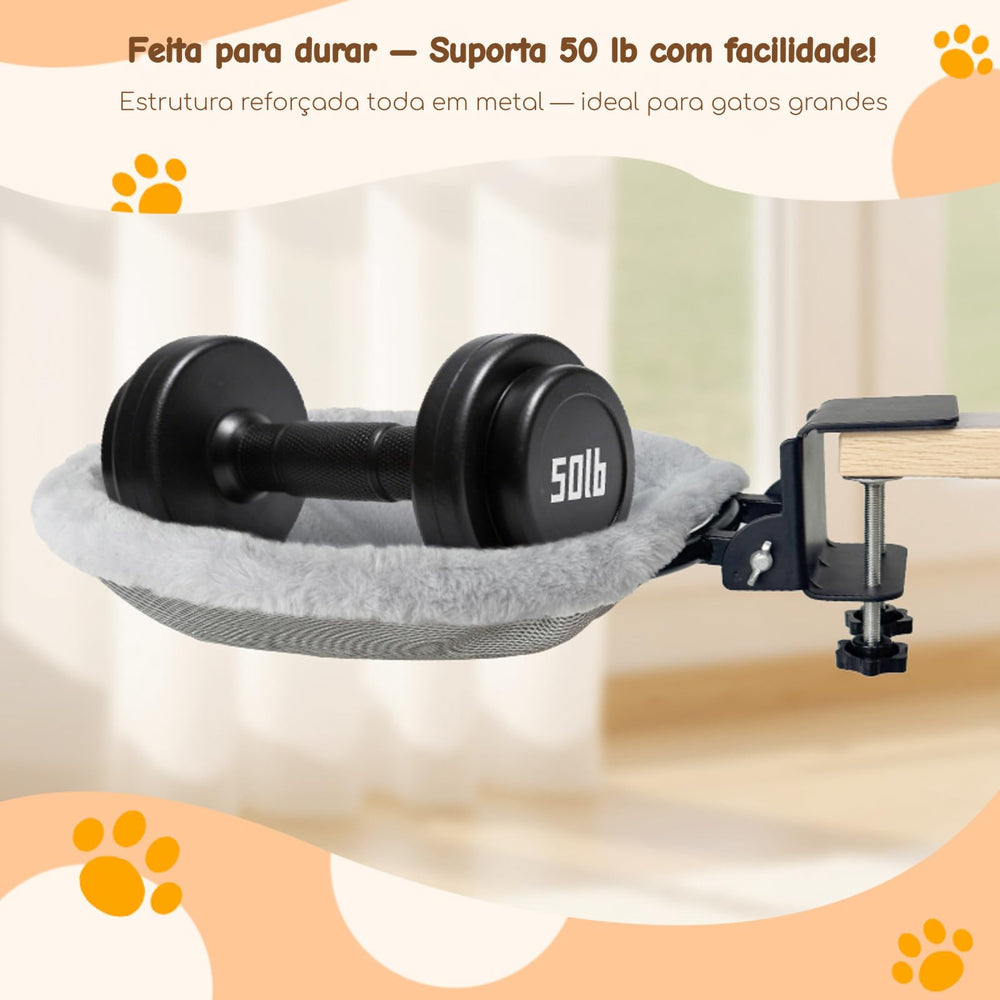 L&W BROS. chat sur hamac de bureau profitant d'une vue apaisante