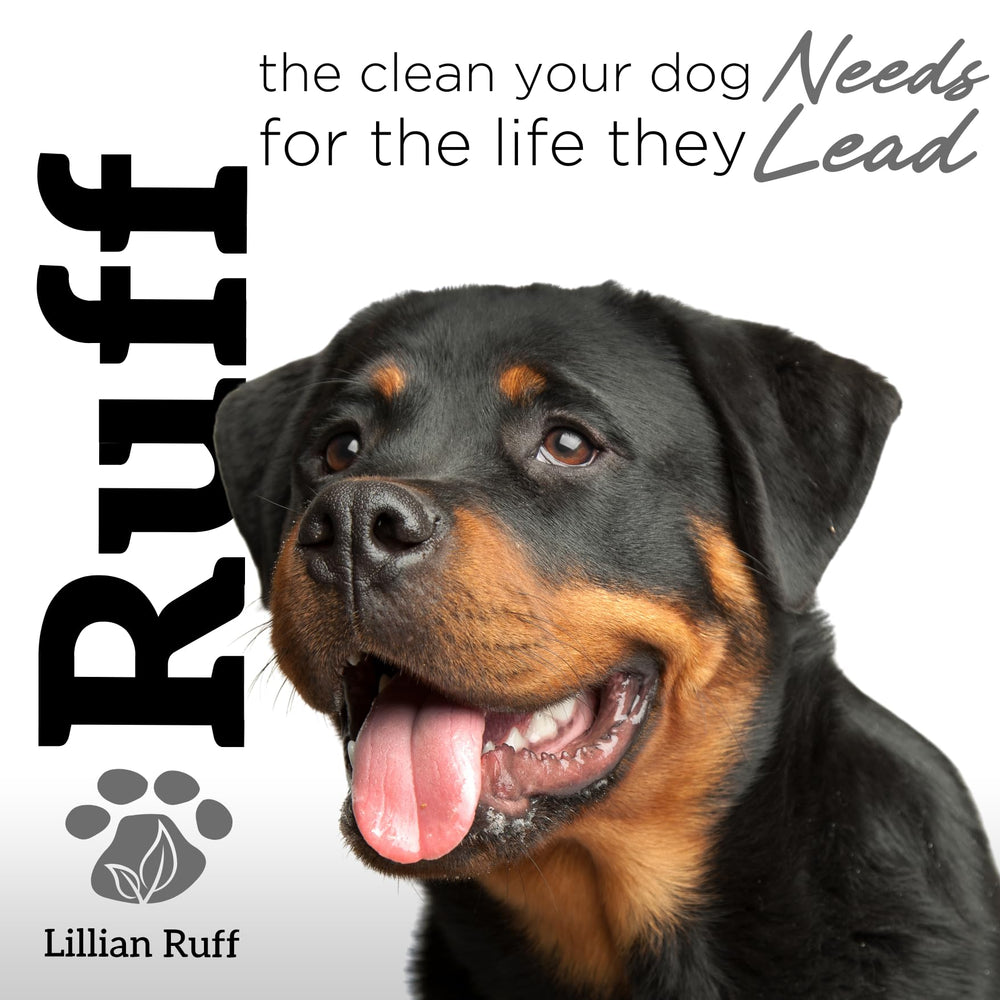 Lillian Ruff flacon à côté d’un chien pour comparaison de taille pratique