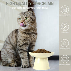 LOVINFURBABY chat mangeant confortablement réduisant le contact des moustaches