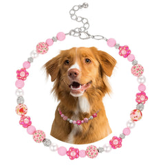Madison Tyler collier floral face avant montrant élégance et style