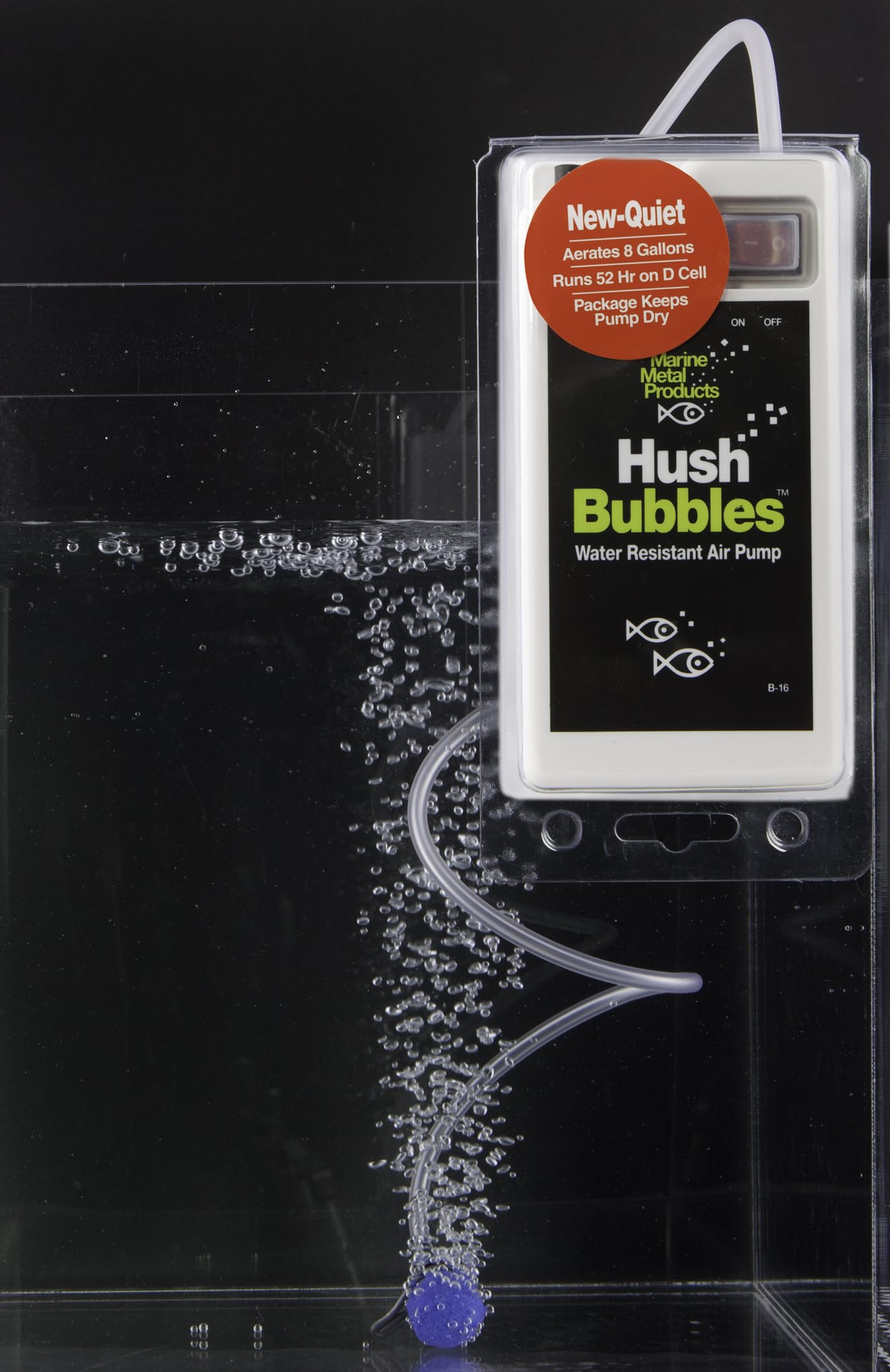 Marine Metal Hush Bubbles gros plan sur la pierre à air lestée et le tuyau pour diffusion efficace