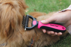 Maxpower Planet brosse utilisée sur un chien épais réduisant efficacement les nœuds