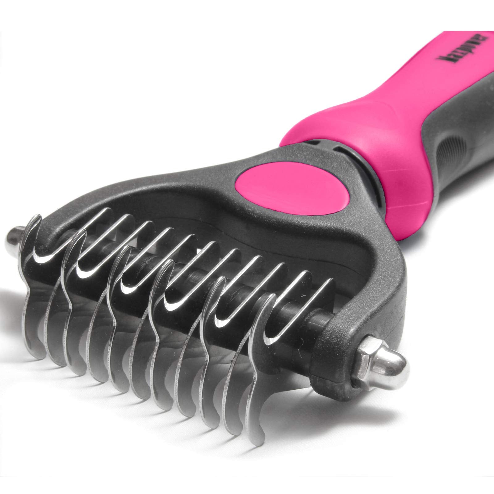 Maxpower Planet gros plan sur dents affûtées et arrondies pour démêlage sûr