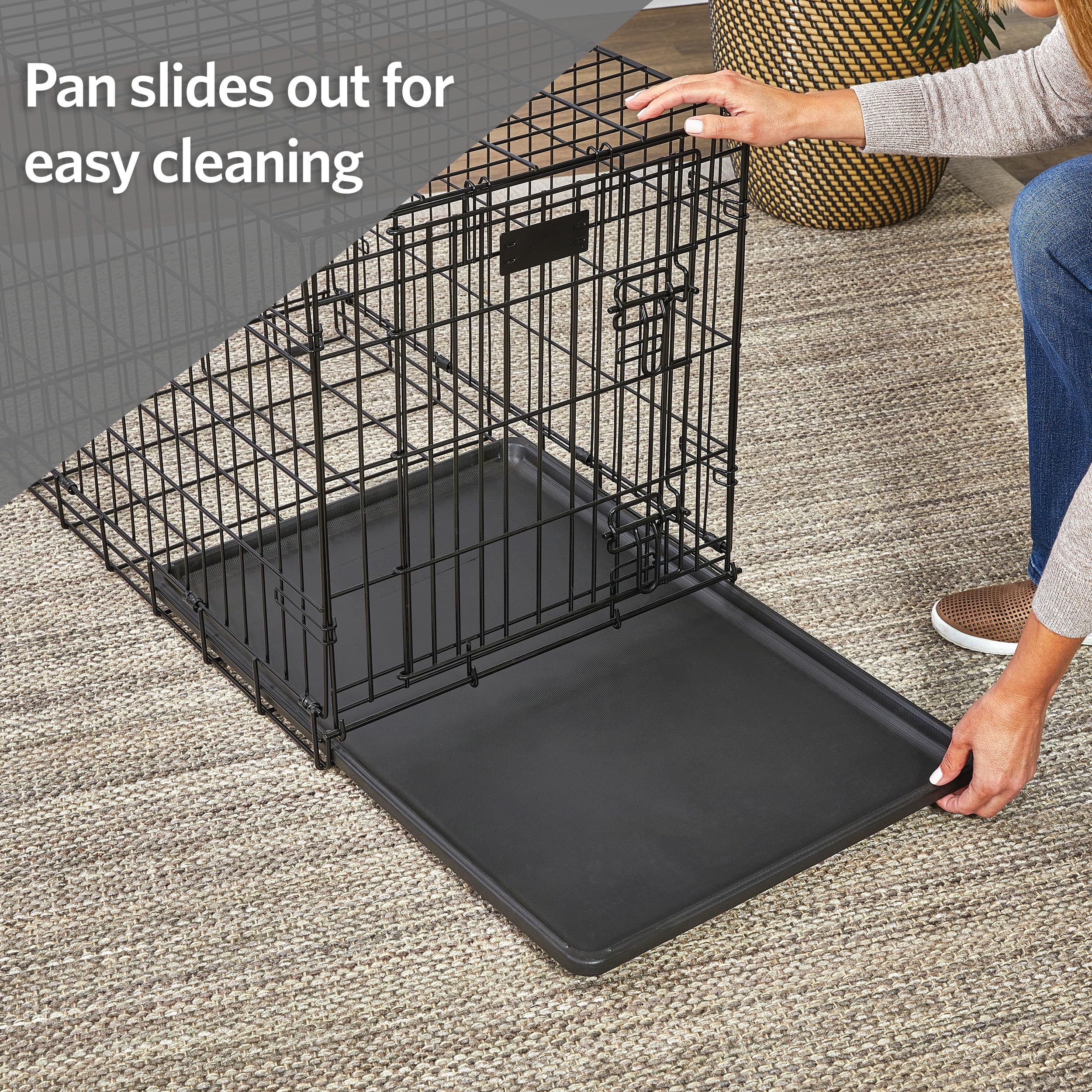 MidWest Homes for Pets bac installé dans une cage 24" facilitant le nettoyage