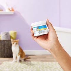 toiletteur utilisant Miracle Care sur un chien, nettoyage fiable et propre