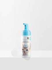 Mooncat texture mousse gros plan montrant consistance douce et facile