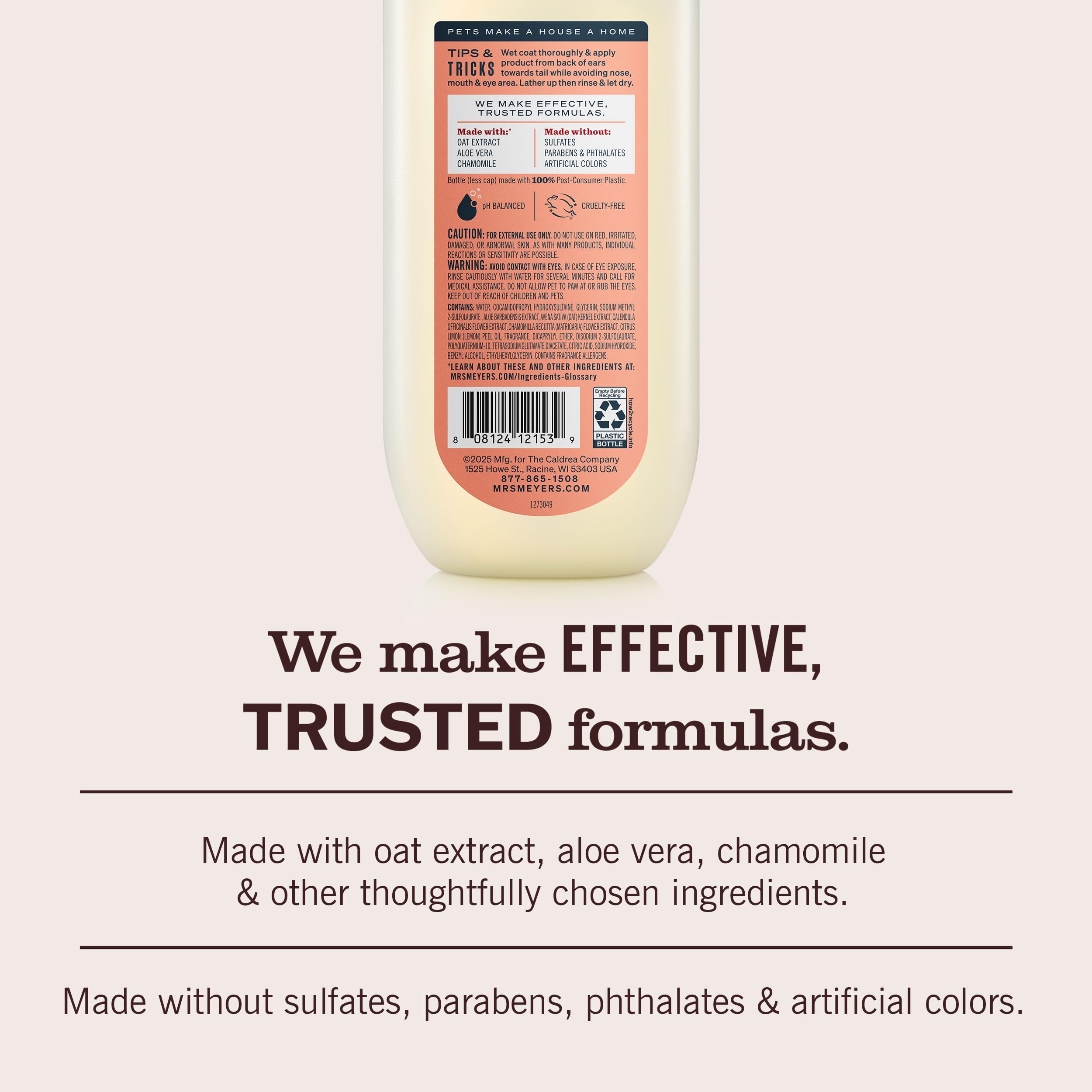 Mrs. MEYER'S bouteille à côté d'un mètre, échelle et contenance claire