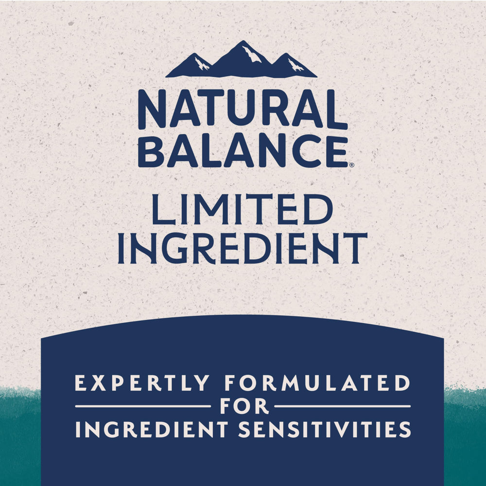 Natural Balance étiquette nutritionnelle soulignant ingrédients limités