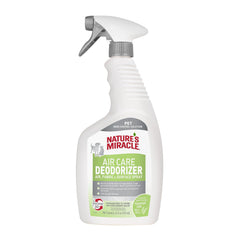 Nature's Miracle flacon avant Aloe Rain montrant l'emballage propre et l'usage domestique